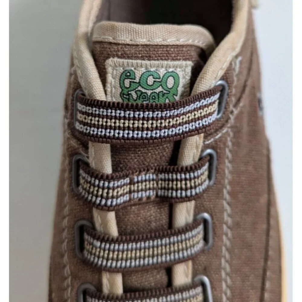 Simple Kids Slip On Eco Friendly 'Eco Sneaks' Sneakers Size 1 Brown Unisex